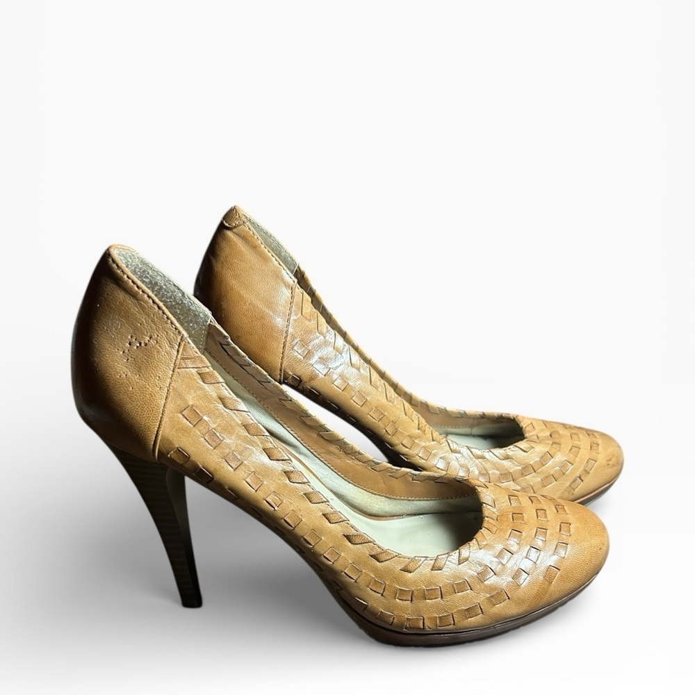 Andrew Geller Woven Tan Heels - Picture 4 of 7